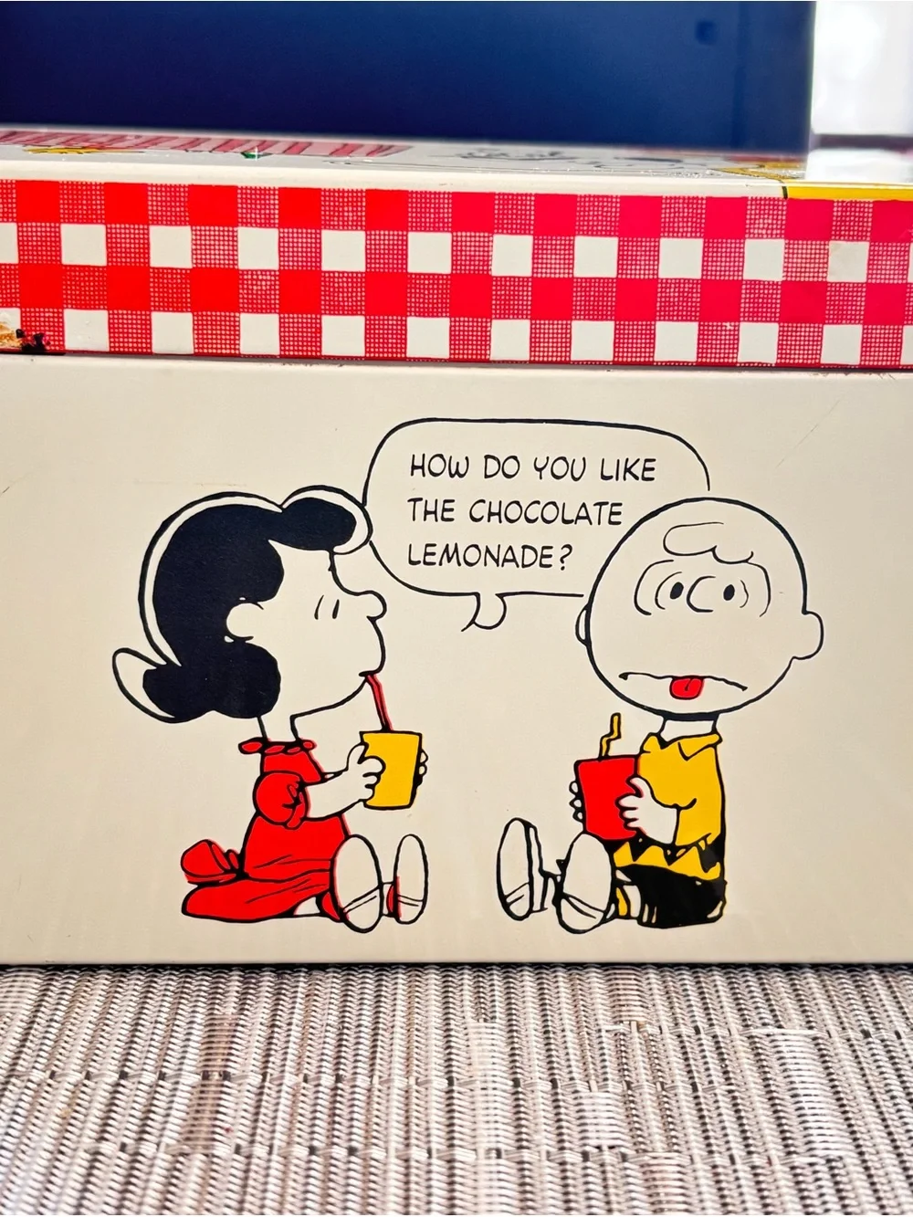 Snoopy's Pizza Palace 1965 Tin Metal Recipe Box Hallmark Peanuts Charlie Brown